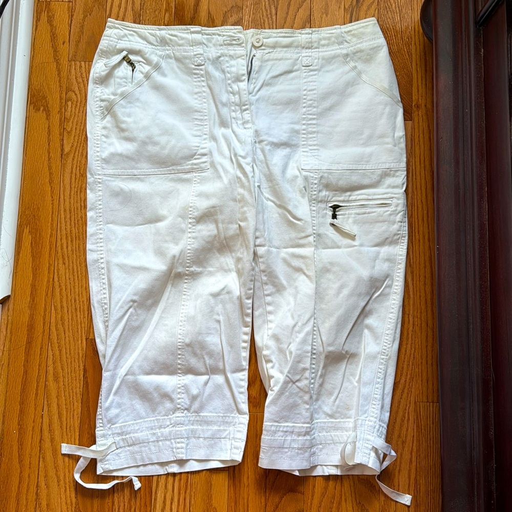 White cargo capri pants